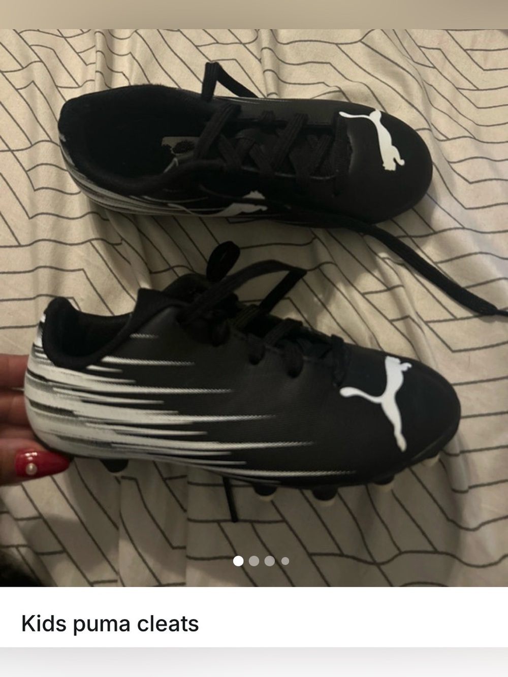 Puma Kids Black and White Soccer Cleats with Speed Stripe